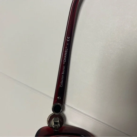 Chanel glasses with hard case - Picture 9 of 14